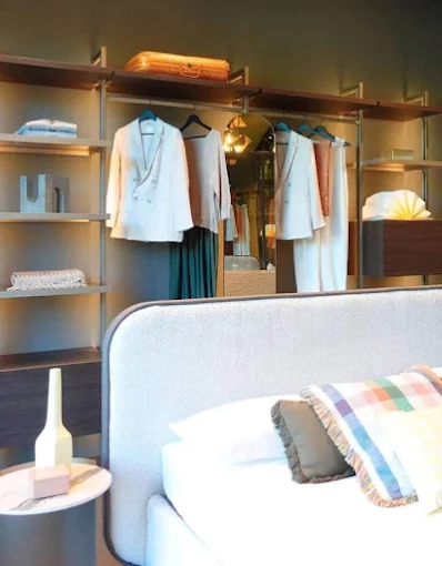 Dressing sur mesure, Le Port